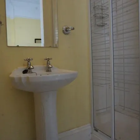 Ivyleigh House 5*