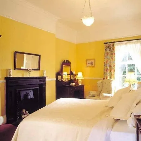 Ivyleigh House